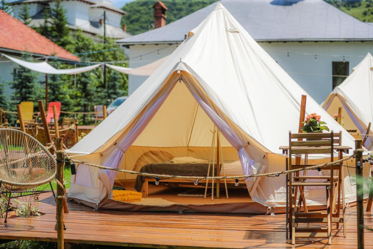Valea Doftanei Glamping Hotel Tesila Exterior photo